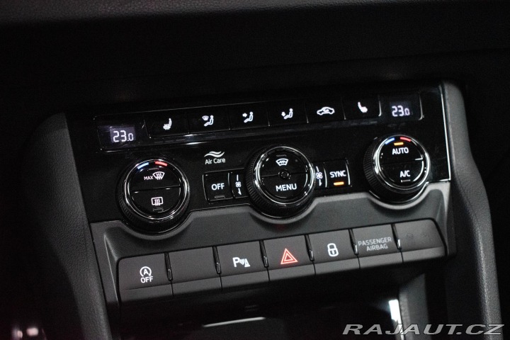 Škoda Karoq 1.5 TSI REZERVACE 2021