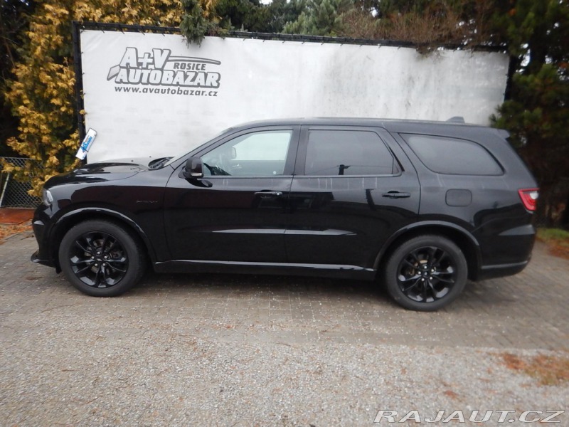 Dodge Durango 5.7 HEMI V8, 6 MÍST