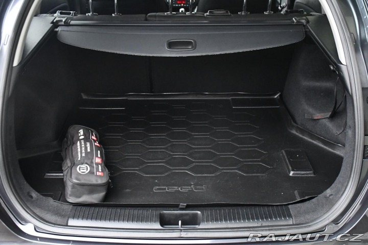 Kia Ceed 1.6GDi 99kW 1M ČR 2xkola 2014