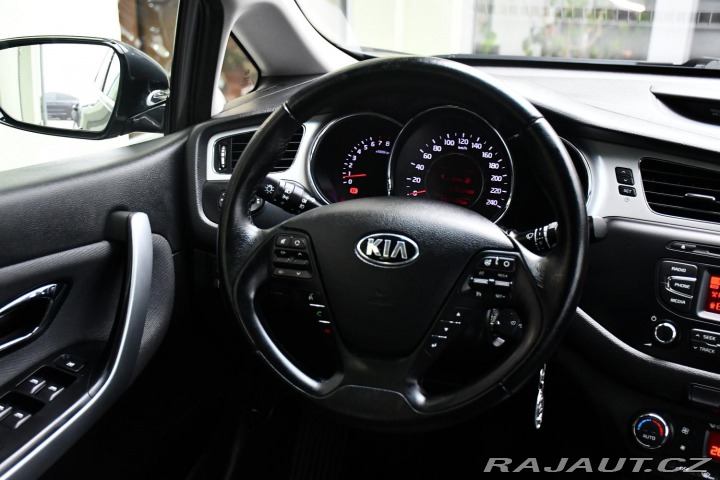 Kia Ceed 1.6GDi 99kW 1M ČR 2xkola 2014