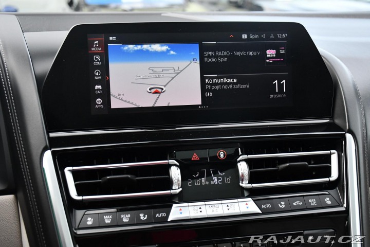 BMW 8 840d xD M-SPORT HUD H/K Č 2020