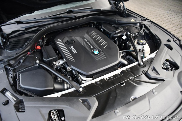 BMW 8 840d xD M-SPORT HUD H/K Č 2020