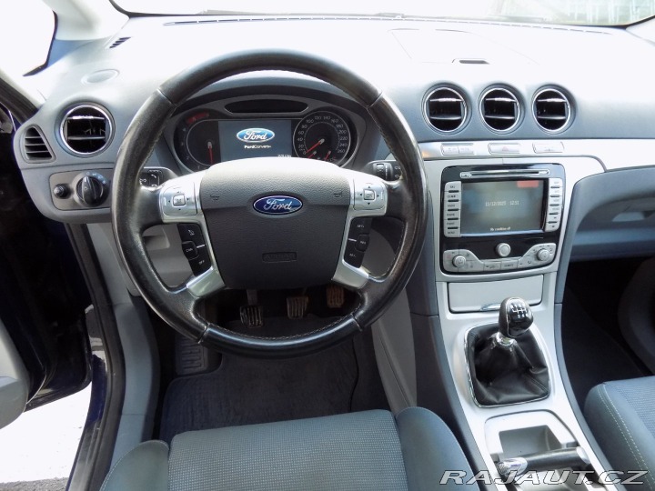 Ford S-MAX 2.0TDCi/PANO/Bi-xenon/NAV 2008