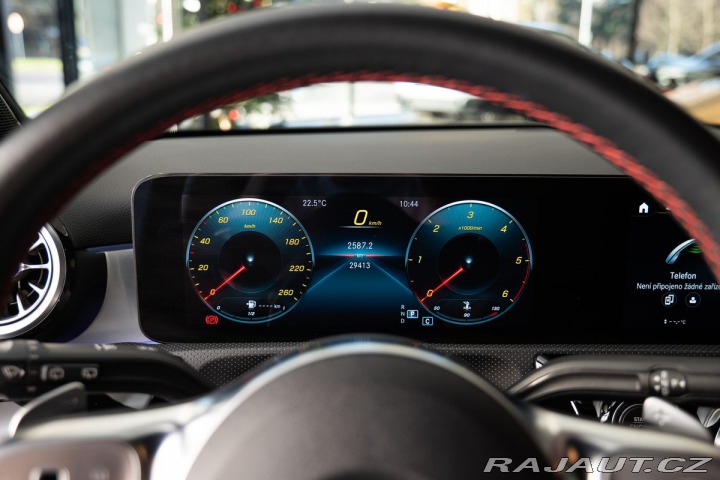 Mercedes-Benz A 200d/Vyhřívaná sedadla/Ca 2023