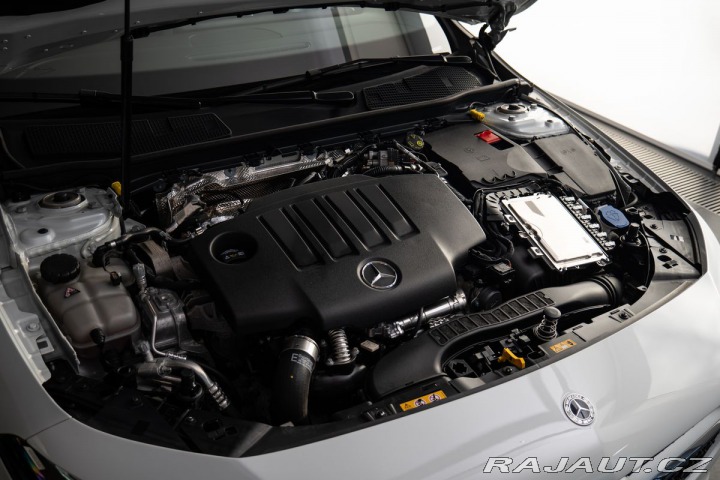 Mercedes-Benz A 200d/Vyhřívaná sedadla/Ca 2023