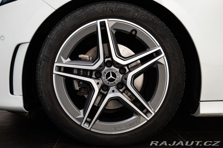 Mercedes-Benz A 200d/Vyhřívaná sedadla/Ca 2023