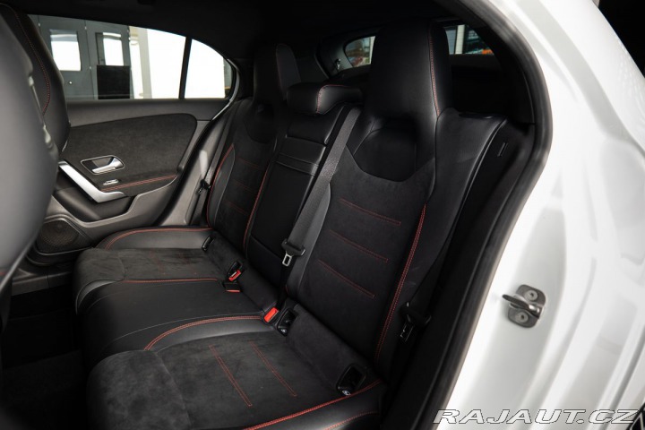 Mercedes-Benz A 200d/Vyhřívaná sedadla/Ca 2023