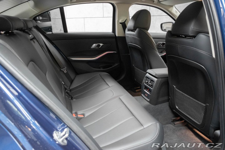 BMW 3 320d xD NEZ. TOPENÍ*ZÁRUK 2023