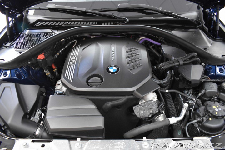 BMW 3 320d xD NEZ. TOPENÍ*ZÁRUK 2023