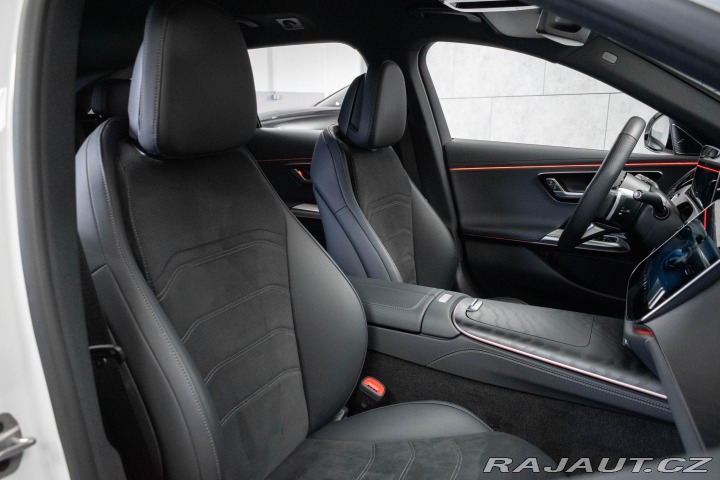 Mercedes-Benz E E 220d AMG*TAŽNÉ*ZÁRUKA*Č 2024