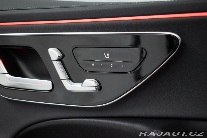 Mercedes-Benz E E 220d AMG*TAŽNÉ*ZÁRUKA*Č 2024