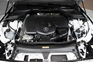 Mercedes-Benz E E 220d AMG*TAŽNÉ*ZÁRUKA*Č 2024