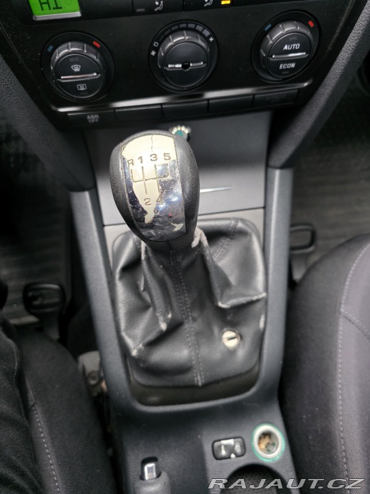 Škoda Octavia II limuzína 1.9 TDi bez D 2005