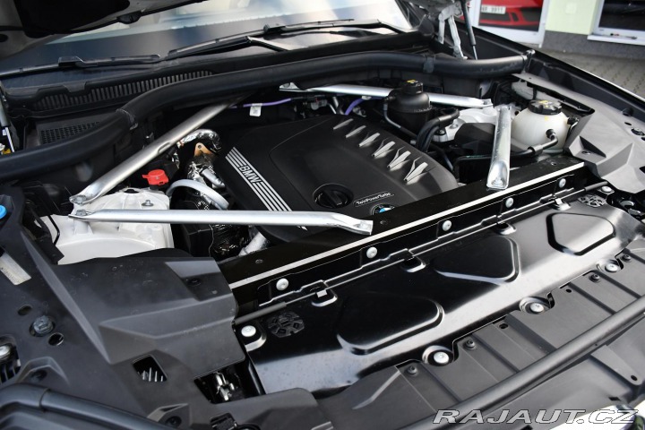 BMW X5 30d xDrive ACC K360° 2xKO 2021