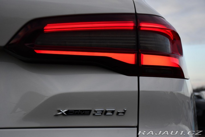 BMW X5 30d xDrive ACC K360° 2xKO 2021