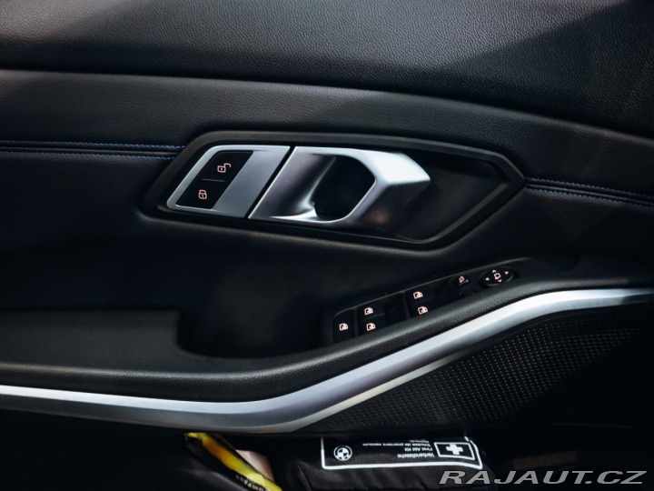 BMW 3 330d xDrive Touring 210 k 2022