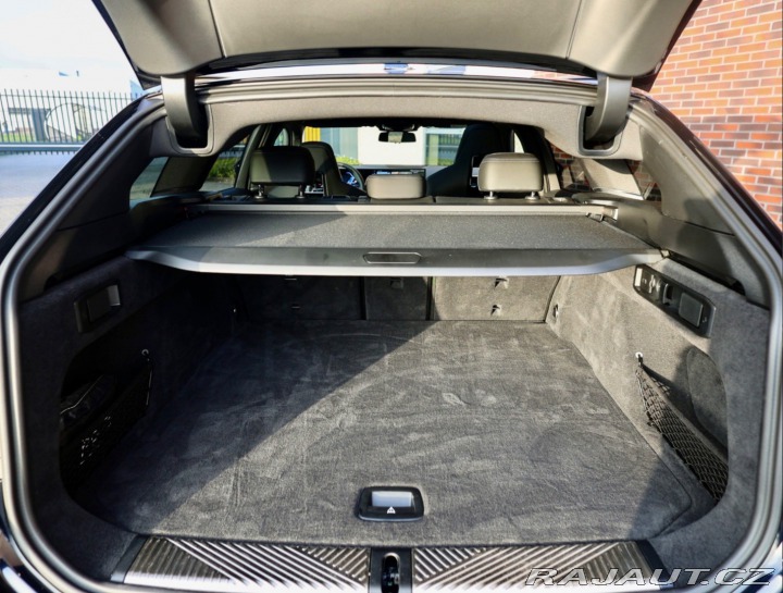 BMW 5 Touring 550e xDrive | M 2025