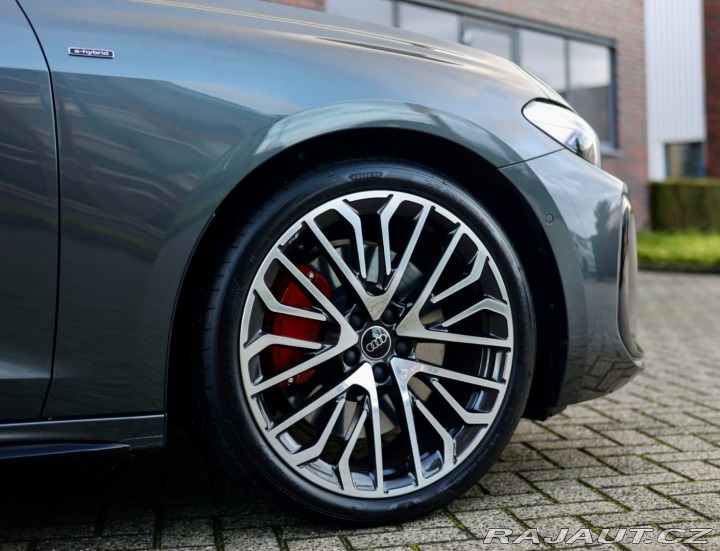 Audi Ostatní modely A5 Avant E-hybrid Quattro Competi 2025