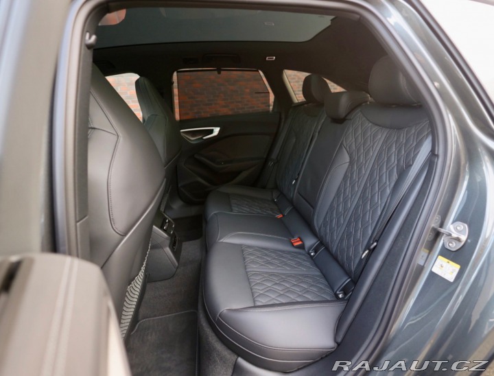 Audi Ostatní modely A5 Avant E-hybrid Quattro Competi 2025