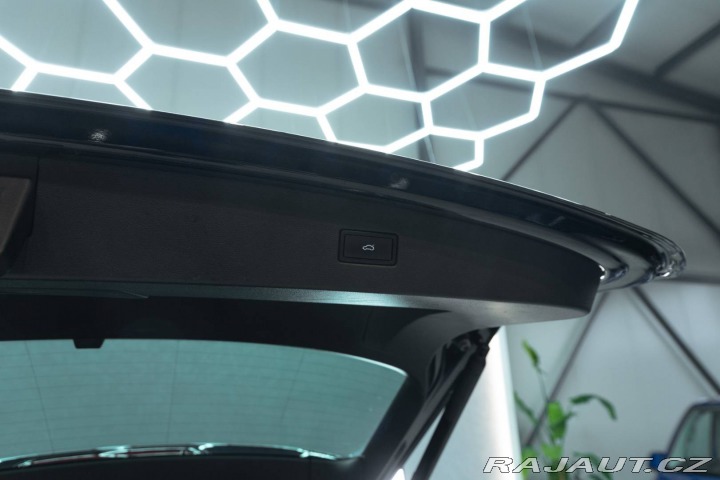 Volkswagen Tiguan 2.0 TSI Elegance 4Motion 2022