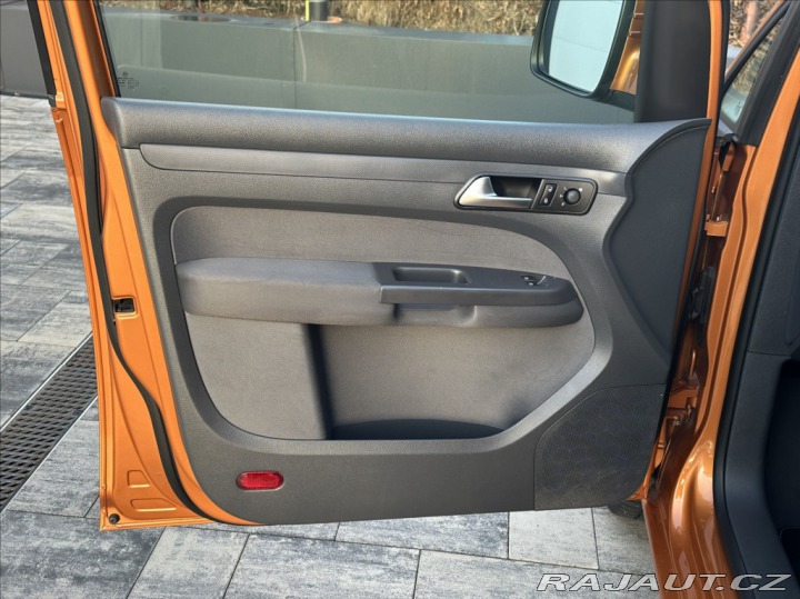 Volkswagen Caddy 2,0 TDI 110PS Maxi-7 Jak 2013