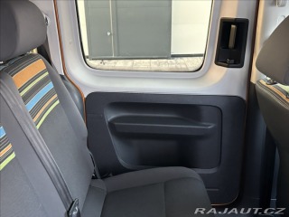Volkswagen Caddy 2,0 TDI 110PS  Maxi-7 Jak 2013