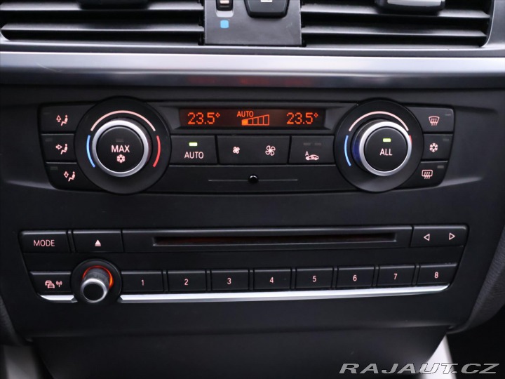 BMW X3 3,0 D xD Panaroma 2011