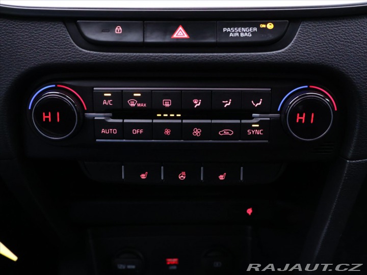 Kia Ceed 1,5 T-GDI 118kW Top Navi 2022