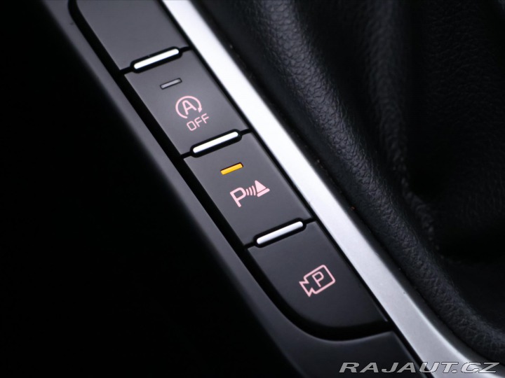 Kia Ceed 1,5 T-GDI 118kW Top Navi 2022