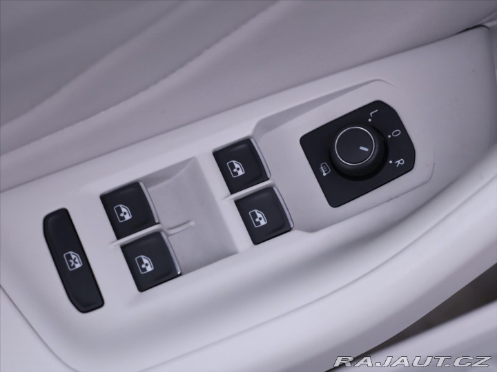 Volkswagen Passat 2,0 TDI  DSG LED Elegance 2020