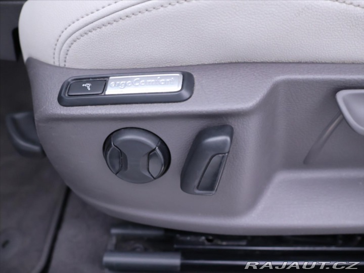 Volkswagen Passat 2,0 TDI  DSG LED Elegance 2020