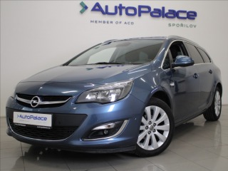 Opel Astra 1,4 T 103kW Cosmo TAŽNÉ Č