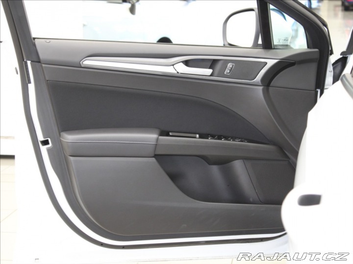 Ford Mondeo 2,0 Hybrid 138kW 1.maj.45 2021