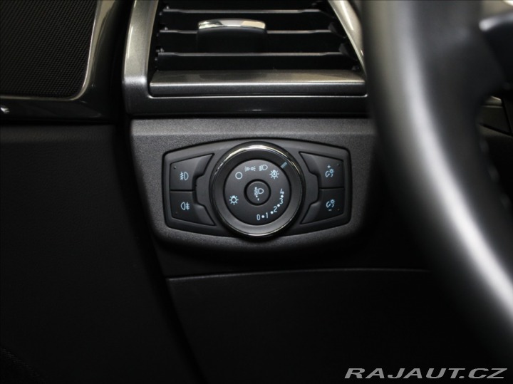 Ford Mondeo 2,0 Hybrid 138kW 1.maj.45 2021