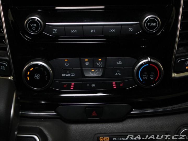 Ford Tourneo Custom 2,0 EB 185k.AT Titan. 8mí 2020