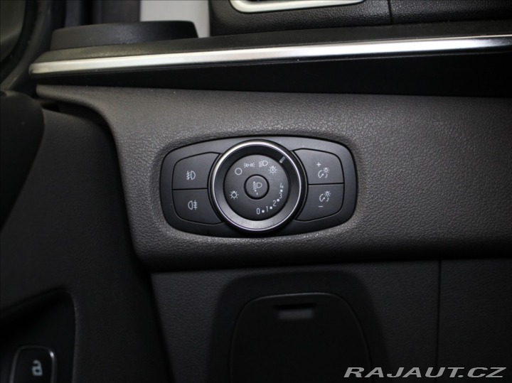 Ford Tourneo Custom 2,0 EB 185k.AT Titan. 8mí 2020