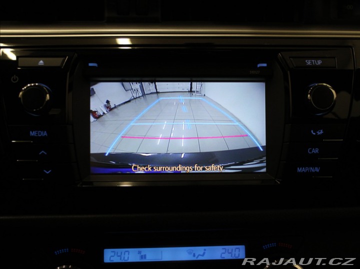 Toyota Corolla 1,6 i 97kW AT Executive 1 2016