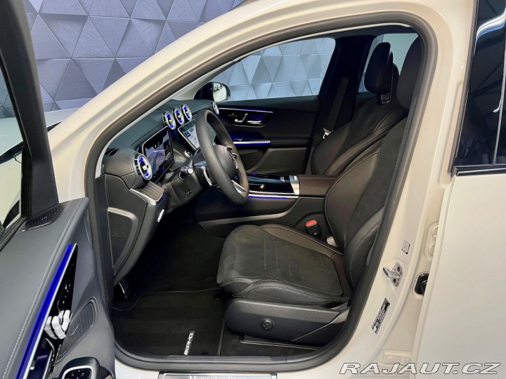 Mercedes-Benz GLC 220d 4MATIC AMG PREMIUM 2026