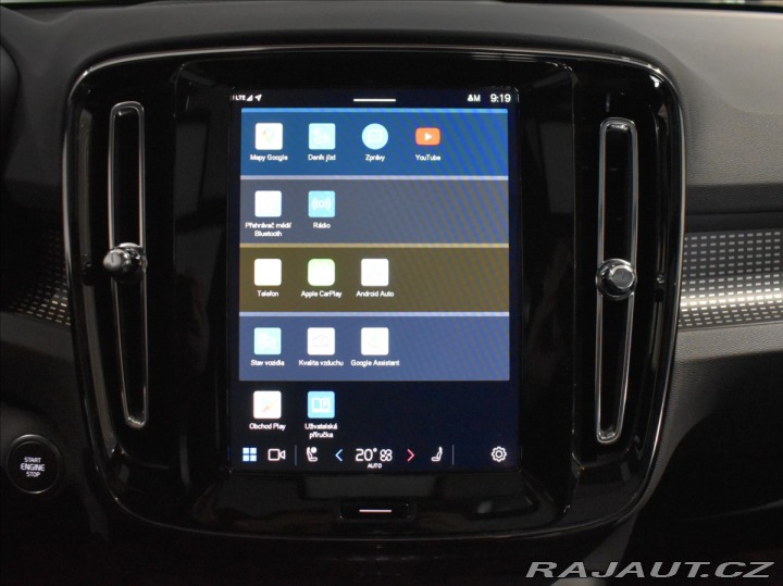 Volvo XC40 2,0 B4 Ultra Pano,BLIS,Be 2025