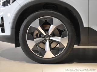 Volvo XC40 2,0 B4 Ultra Pano,BLIS,Be 2025