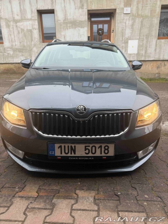 Škoda Octavia 1,6 3 styl plus 2014