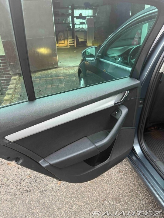 Škoda Octavia 1,6   3 styl plus 2014