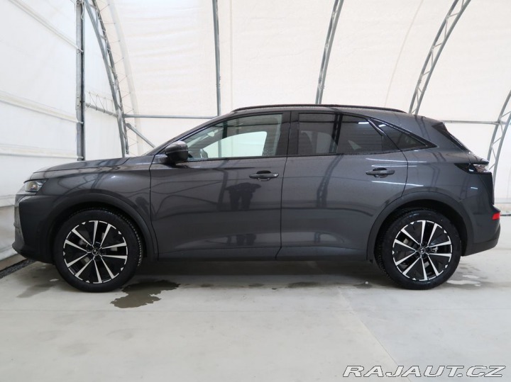 Ostatní značky Ostatní modely DS Automobiles DS7 Crossback 1.5BlueHDi,CZ,1Maj,ETOILE 1800