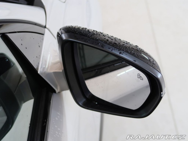 Ostatní značky Ostatní modely DS Automobiles DS7 Crossback 1.5BlueHDi,CZ,1Maj,ETOILE 2025