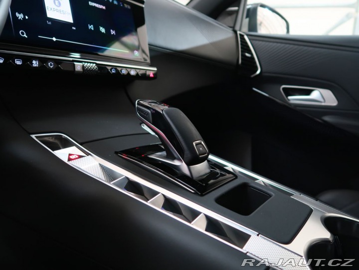 Ostatní značky Ostatní modely DS Automobiles DS7 Crossback 1.5BlueHDi,CZ,1Maj,ETOILE 2025