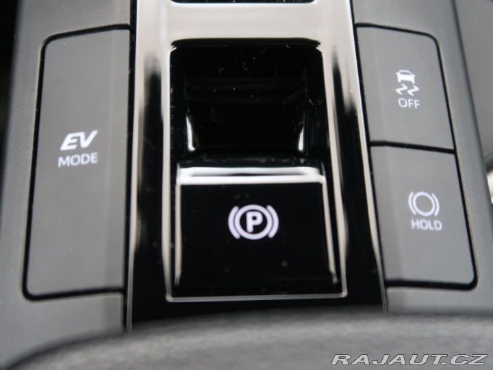 Toyota C-HR 2.0Hybrid,CZ,1Maj,4x4,STY 2024