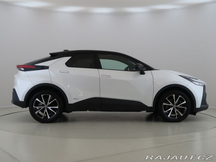Toyota C-HR 2.0Hybrid,CZ,1Maj,4x4,STY 2024