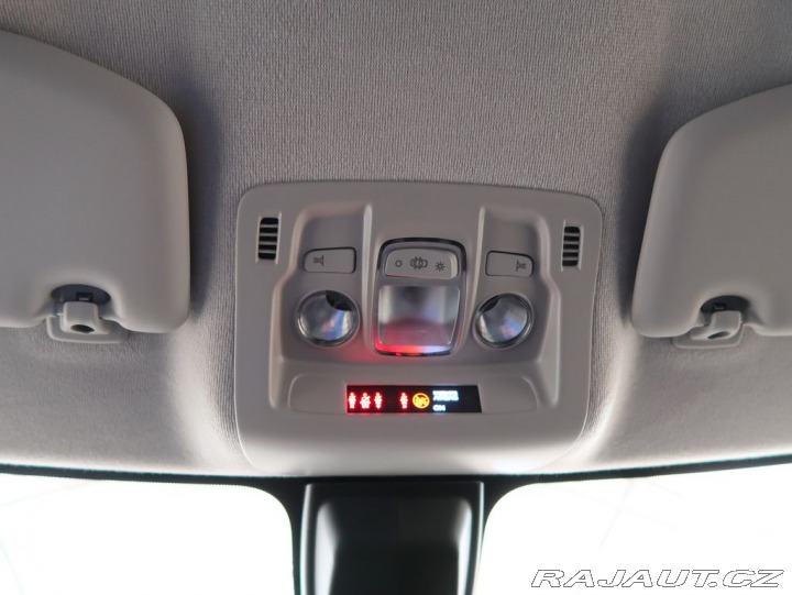 Citroën C3 1.2PureTech,81kW,SHINE,MA 1800