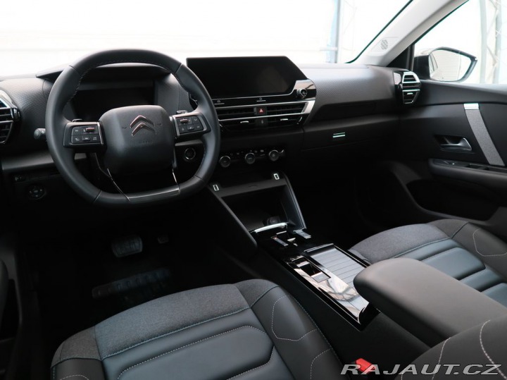 Citroën C4 1.2PureTech,96kW,MAX,AT8, 1800