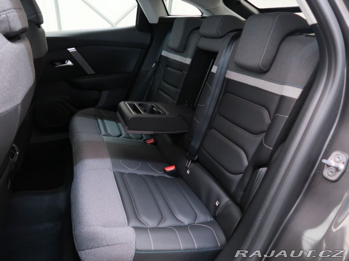 Citroën C4 1.2PureTech,96kW,MAX,AT8, 1800